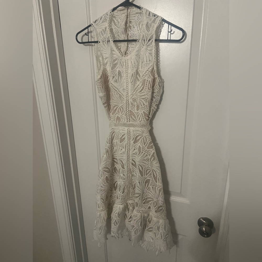 White Lace Back Cutout Mini Dress | s - Picture 4 of 9